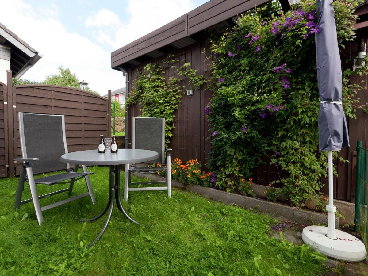 Apartment Near The Nurburgring With Terrace Хилесхайм Екстериор снимка