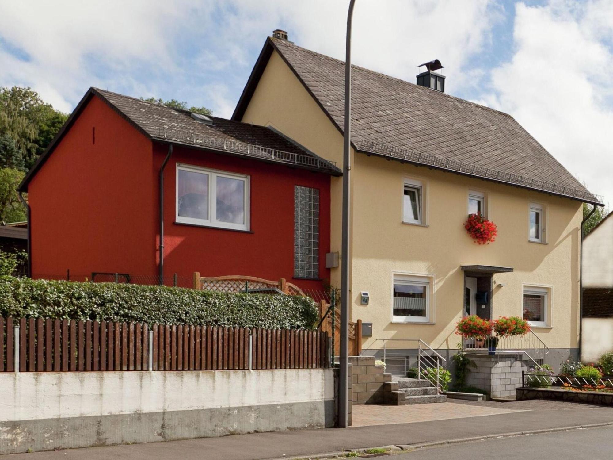 Apartment Near The Nurburgring With Terrace Хилесхайм Екстериор снимка